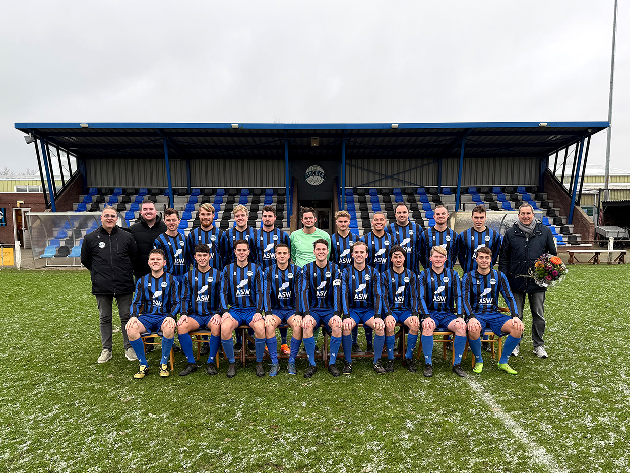 Nieuwe shirtsponsor Succes 4: Autoglas Service Wieringen